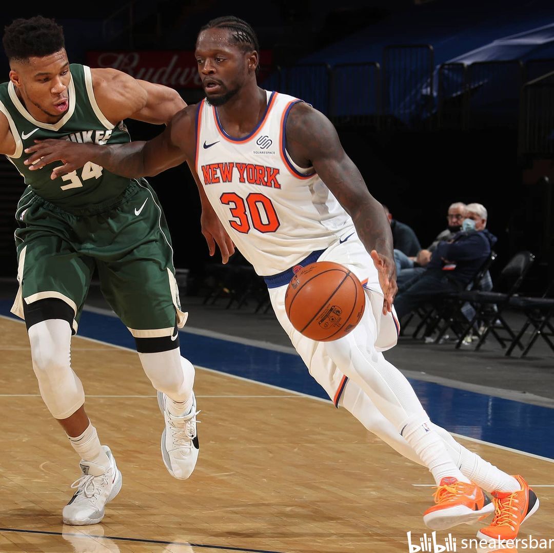 这不禁让人 这不禁让人