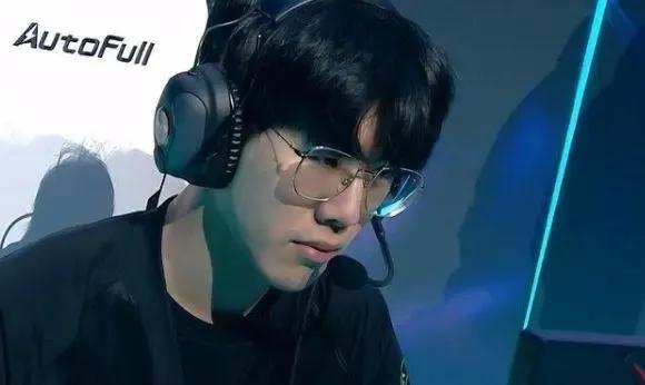 也是球员们 也是球员们